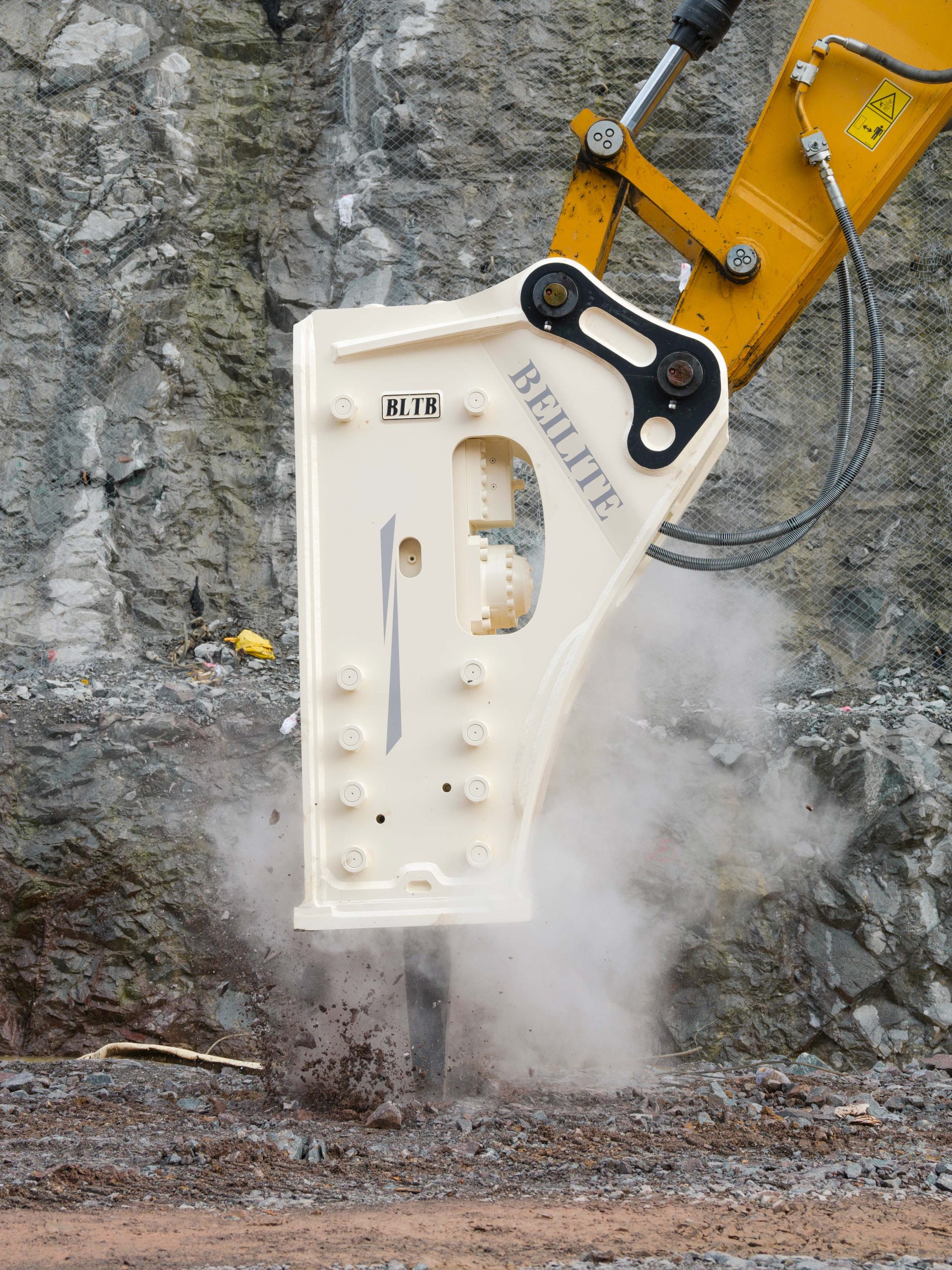Side Mounted type hammer breakers