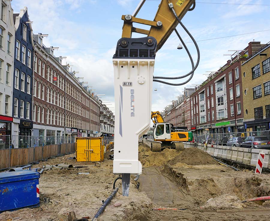 Sound Surpressed Hydraulic Breakers - Heavy-duty rock hammer breaker for secondary breaking in quarrying and mining
