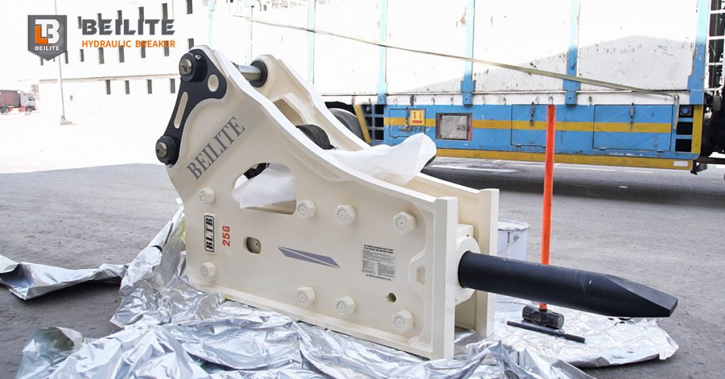 Hydraulic Breaker for Traffic Booth Demolition: A Contractor’s Guide