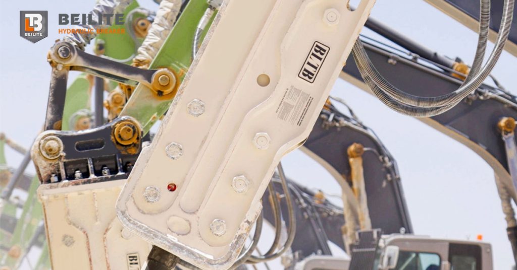 Why You Need a Specialized Hydraulic Breaker for Equipment Demolition?