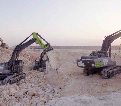 Beilite Hydraulic Breaker for demolition tasks